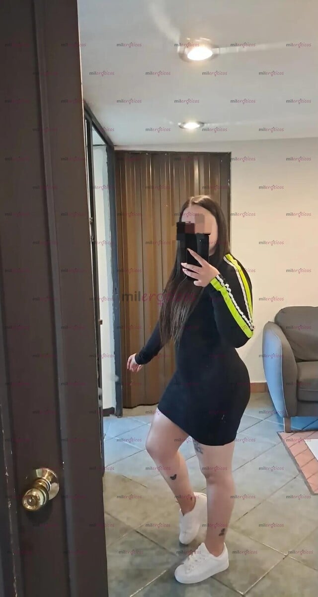 FOTOS DE DANIE UNA LINDA BLANQUITA CON HERMOSA FIGURA NATURAL