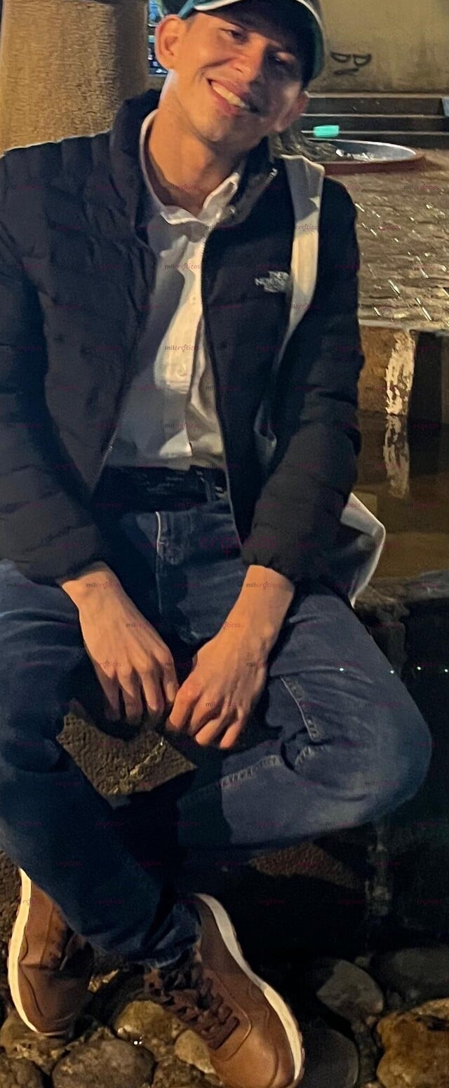 FOTOS DE FLACO PASIVO AGUANTADOR DISCRETO COMPLACIENTE