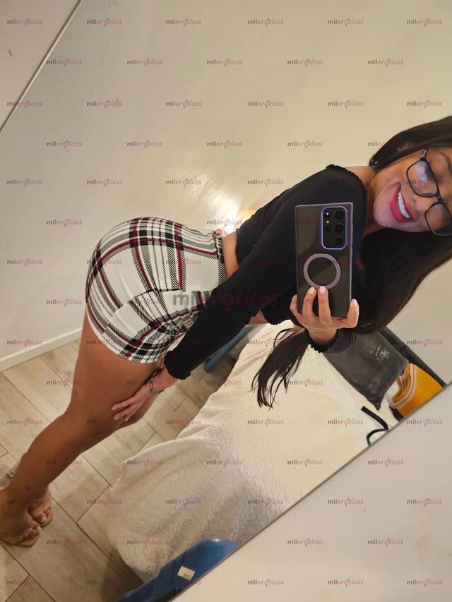 FOTOS DE DISPUESTA A COMPLICAR TODAS TUS FANTASÍAS MODELO VIP NALGONA