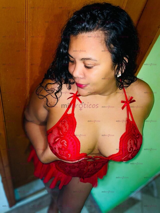 FOTOS DE LUNA PELINEGRA TETONA FOGOSA CONTENIDO HOT