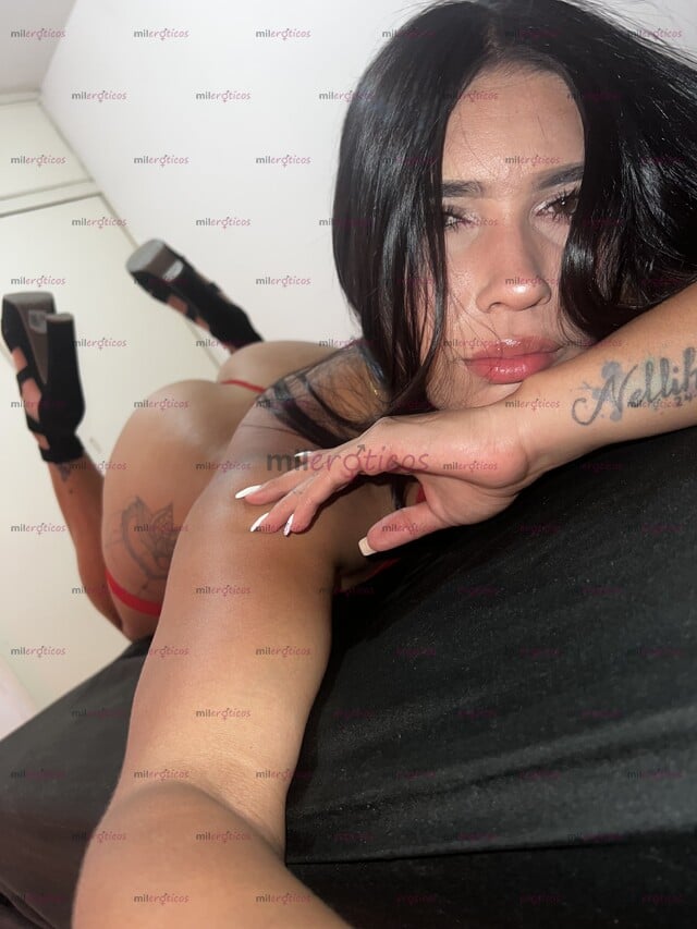 FOTOS DE ROSSI NALGONA PELINEGRA TRAGONA DISPUESTA COMPLACERTE