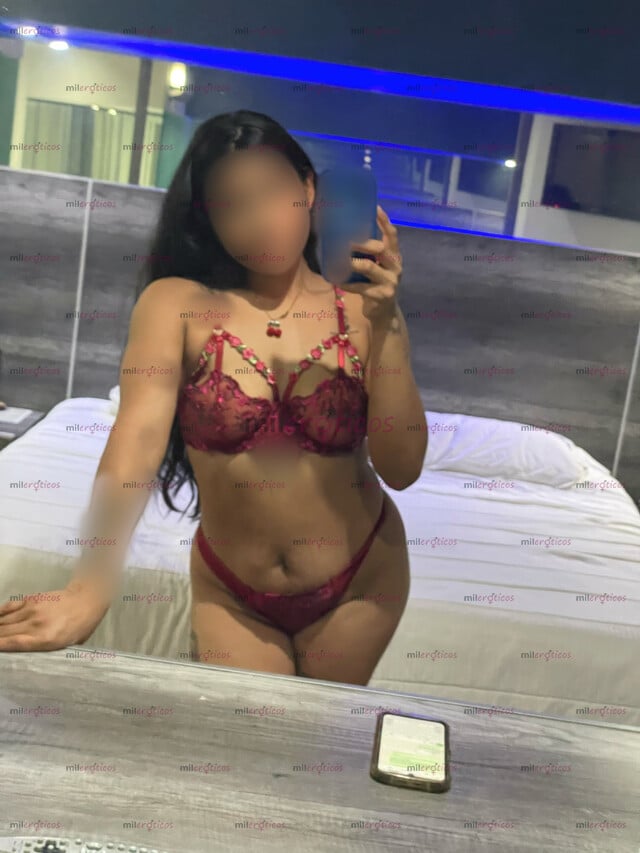 FOTOS DE SAM MORENITA 20 AÑOS COMPROBABLE SÚPER CACHONDA ,ACCESIBLE Y BONITA