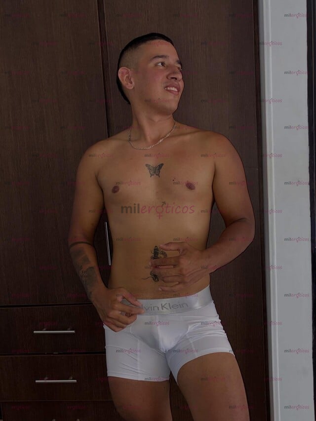 FOTOS DE MACHO SERIO DOMINANTE DISCRETO RESERVADO PARA QUE TE DIVIERTAS 19 CM