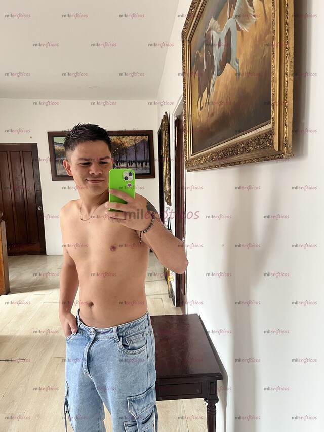 FOTOS DE POLLO VERSATIL ARRECHO DISPONIBLE 24 7 GENTE SERÍA Y DE BUEN GUSTI