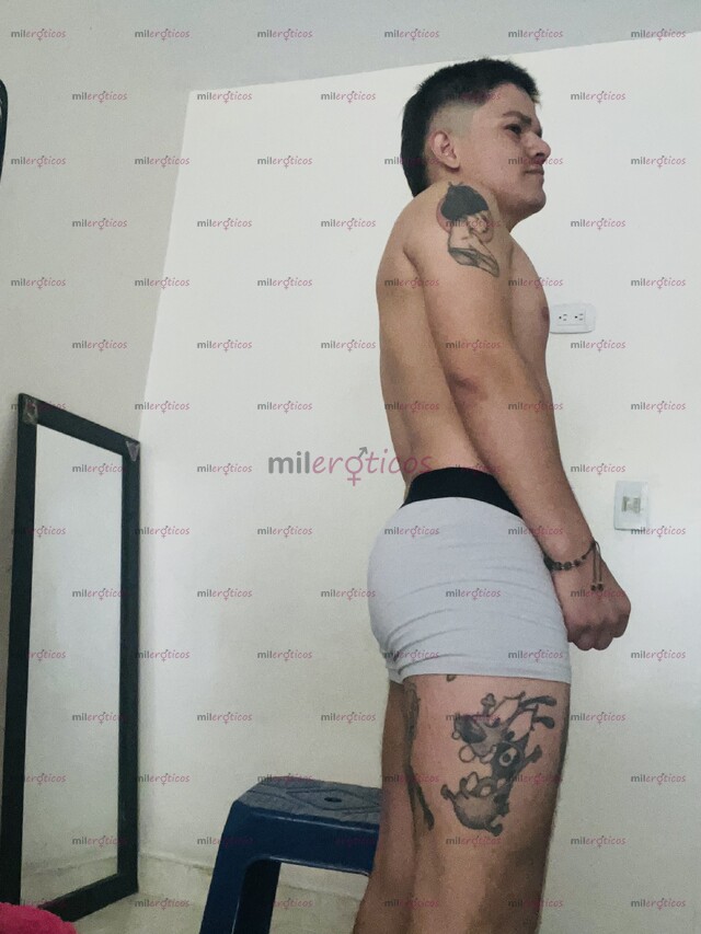 FOTOS DE MACHO TATUADO VERSÁTIL PELUDO DISPONIBLE LAS 24 HORAS