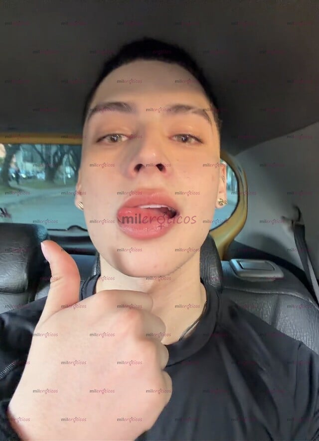 FOTOS DE LOGAN POLLO LINDO LLENO DE ENERGÍA CARISMÁTICO HERMOSO