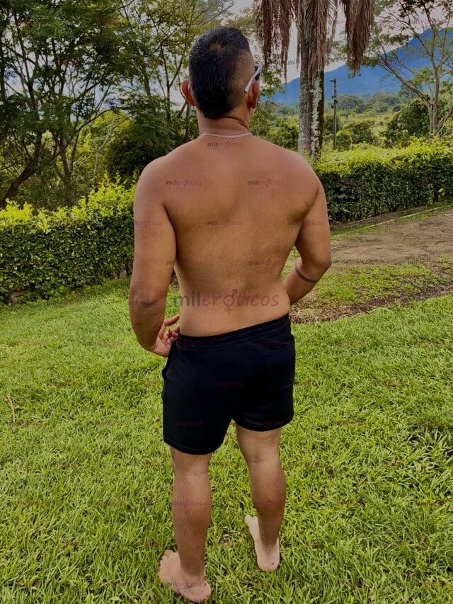 FOTOS DE MACHO 19 CM DOMINANTE CON GANAS DE HACERTE BROTAL DE PLACER