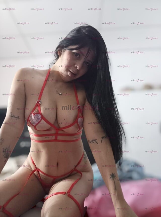 FOTOS DE $60 PROMOS !! TETONA BIEN PUTONA SUMISA Y DOMINANTE . ROXANA