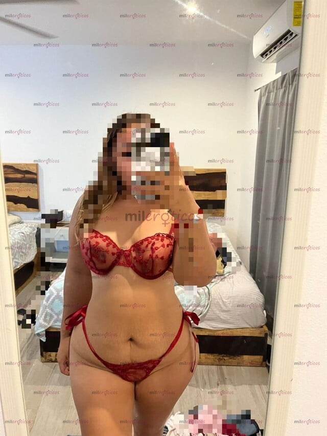 FOTOS DE SENSUAL , ELEGANTE Y MUY FEMENINA UNIVERSITARIA