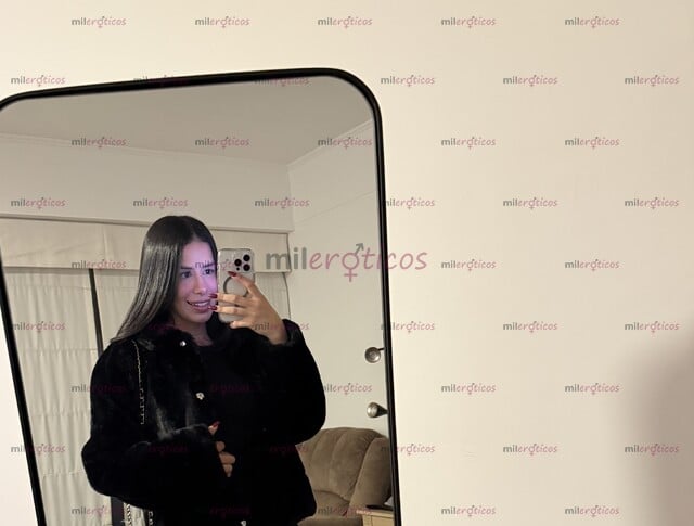 FOTOS DE BELLA CULONA LISTA PARA DEJARTE SIN LECHE POR VIDEOLLAMADA