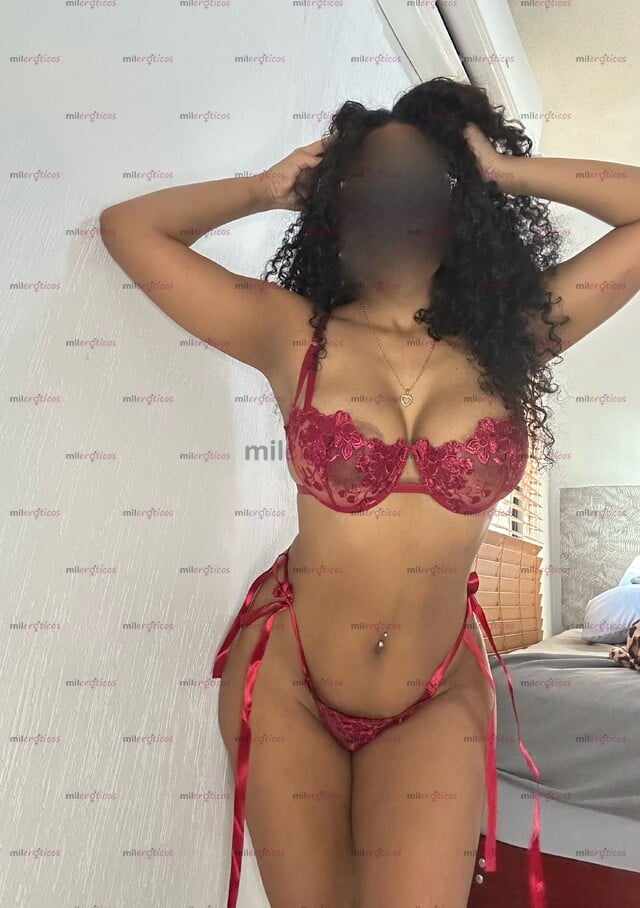 FOTOS DE CANDELA CUERPO DE DIOSA PIEL CANELA ARDIENTE COMO NINGUNA