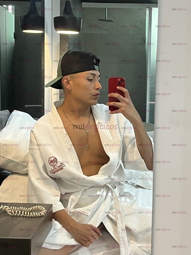 FOTOS DE ADICTO AL SEXO, DISPUESTO A COMPLACERTE Y SATISFACER TUS DESEOS.