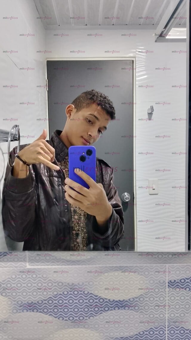 FOTOS DE MI NOMBRE ES DARWIN VENEZOLANO VERGÓN FULL LECHERO 21 CENTÍMETROS