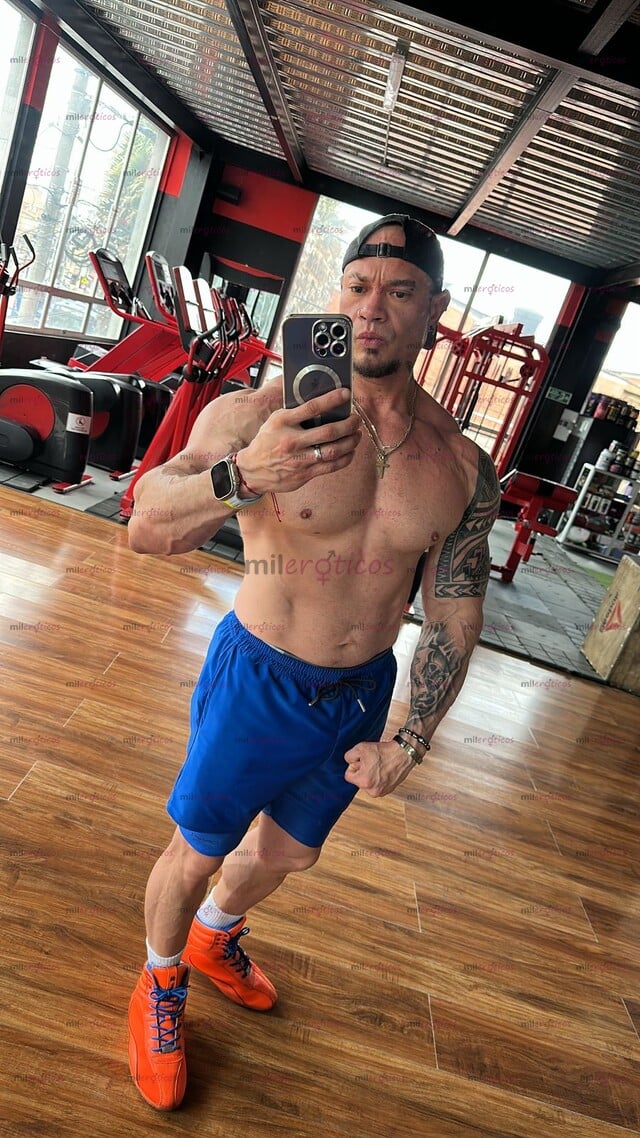 FOTOS DE HOMBRE CALIENTE 100% FITNES, BIEN DOTADO, 100 % COMPLACIENTE
