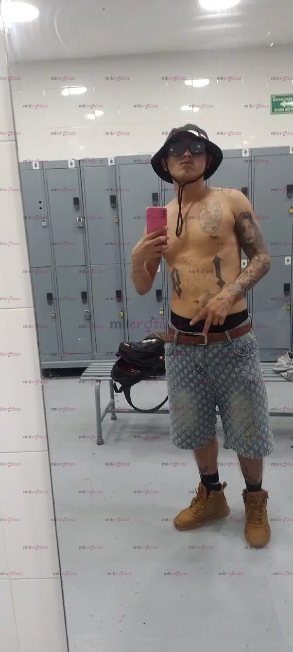 FOTOS DE CHAKAL BIEN LISTO PARA METERTE TODA MI VERGOTA Y HACERTE VENIR RICO