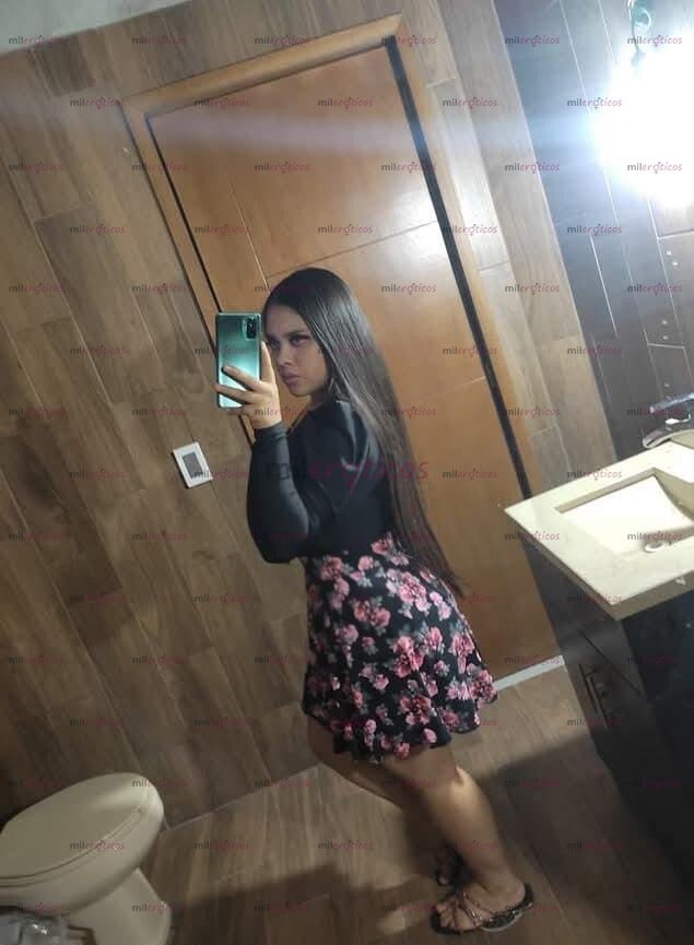 FOTOS DE MORENITA CACHONDA Y MAL PORTADA EN LA CAMA