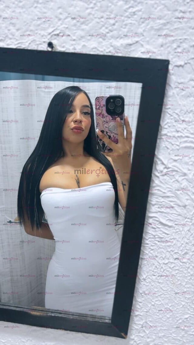 FOTOS DE KATALEYA VAGINA CON CHUPAPA MOJADITA Y ARDITE EN LA CAMA MUJER DOMINANTE