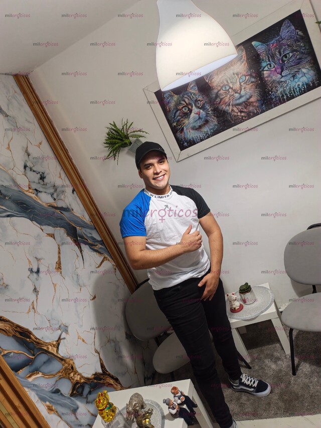 FOTOS DE MAURICIO CHICO VERSATIL DESCOMPLICADO SOLO INTERESADOS