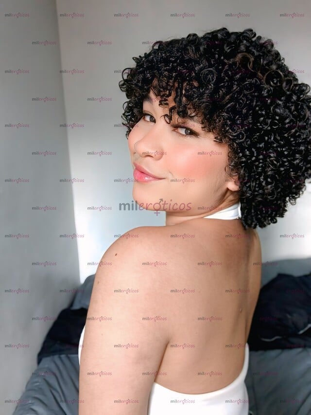 FOTOS DE CHICA RIZADA HOT, ME ENCANTA COMPLACERTE Y SACAR TU LADO PERVERSO
