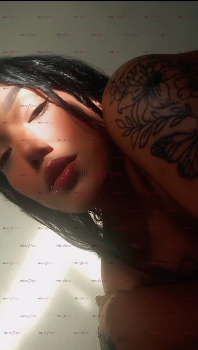 FOTOS DE EXOTICA MORENA SEXI ARRECHITA VOLUPTUOSA ESTRECHITA SUPER MOJADA CON GANAS DE TI