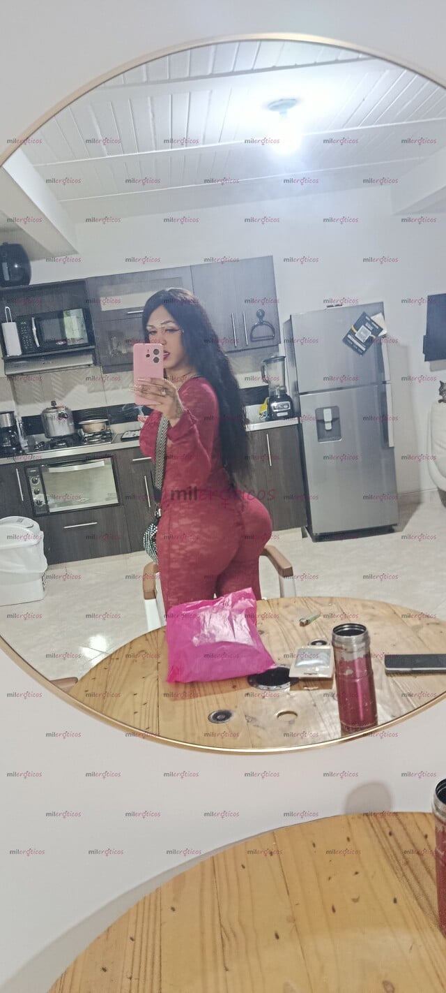FOTOS DE HOLA, SOY, UNA MORENA MUY DELICADA, CON UN BUEN BUSTO Y POMPOSAS NALGAS, LAS CUA