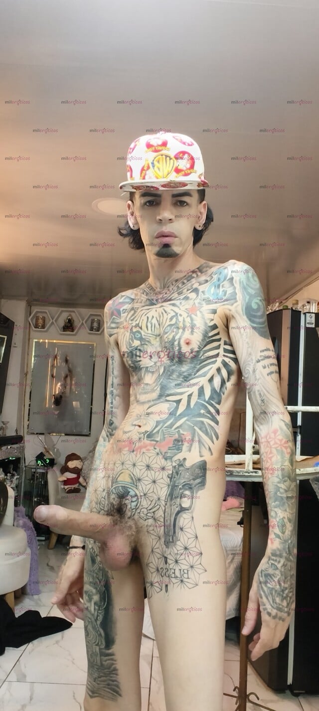 FOTOS DE FLACO VERGON ACTIVO BLANCO TATUADO ARRECHO