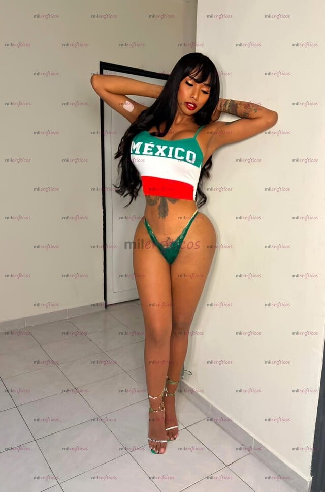 FOTOS DE MORENA MULATA PIEL DE CHOCOLATE ENCANTADORA SEDUCTORA Y DOMINANTE..,.....