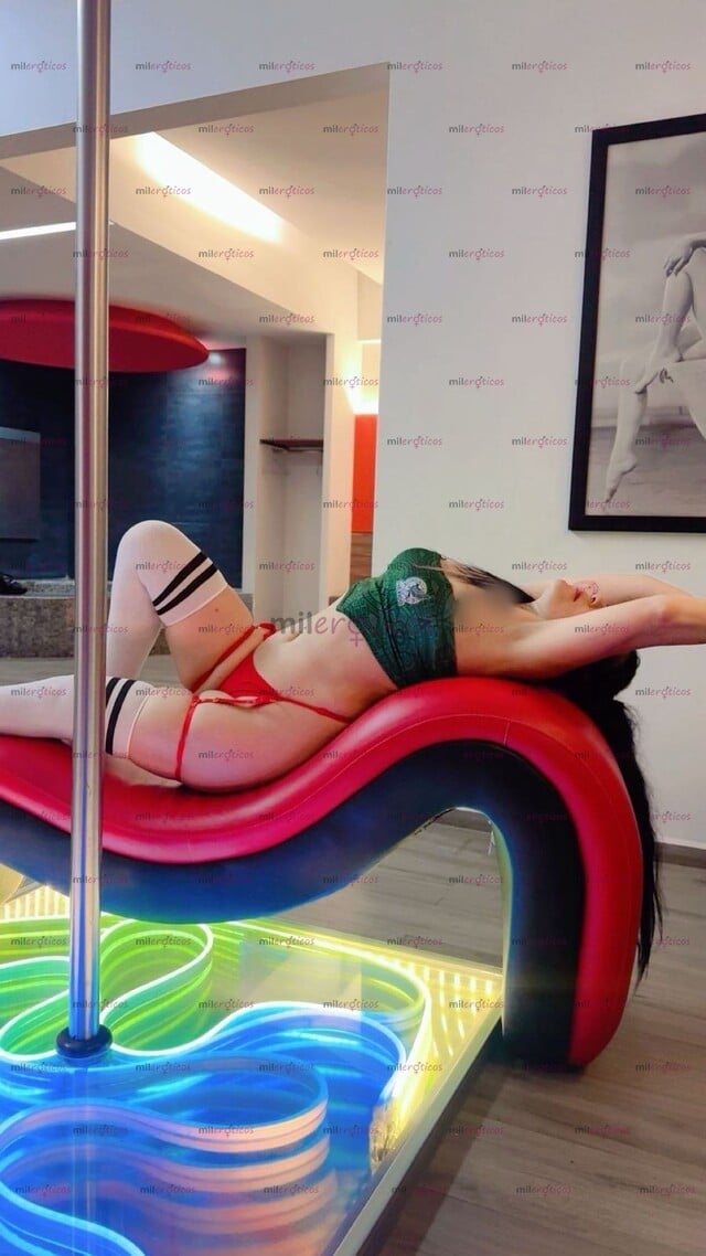 FOTOS DE EROTISMO AL MAXIMO EN UN MASAJE CUERPO A CUERPO, SENSUAL Y ARDIENTE