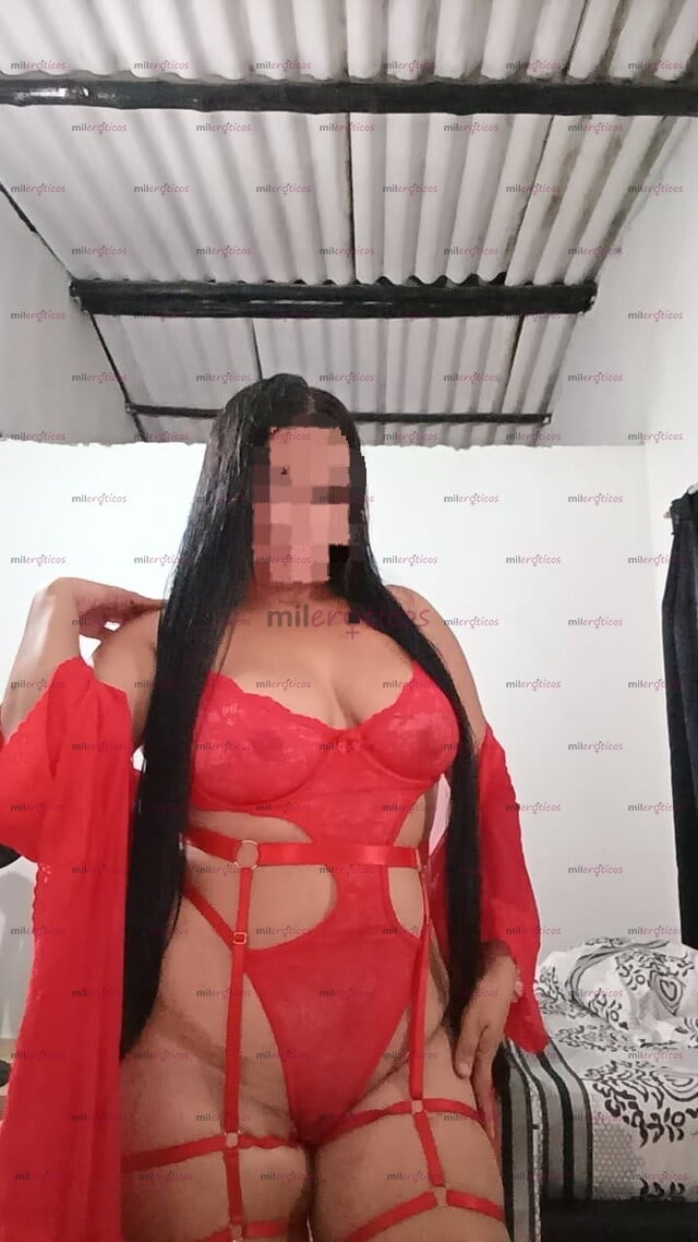 FOTOS DE ARRECHA FOGOSA MORENA CON GANAS DE BUEN SEXO FUERTE Y RICO PAPASITO