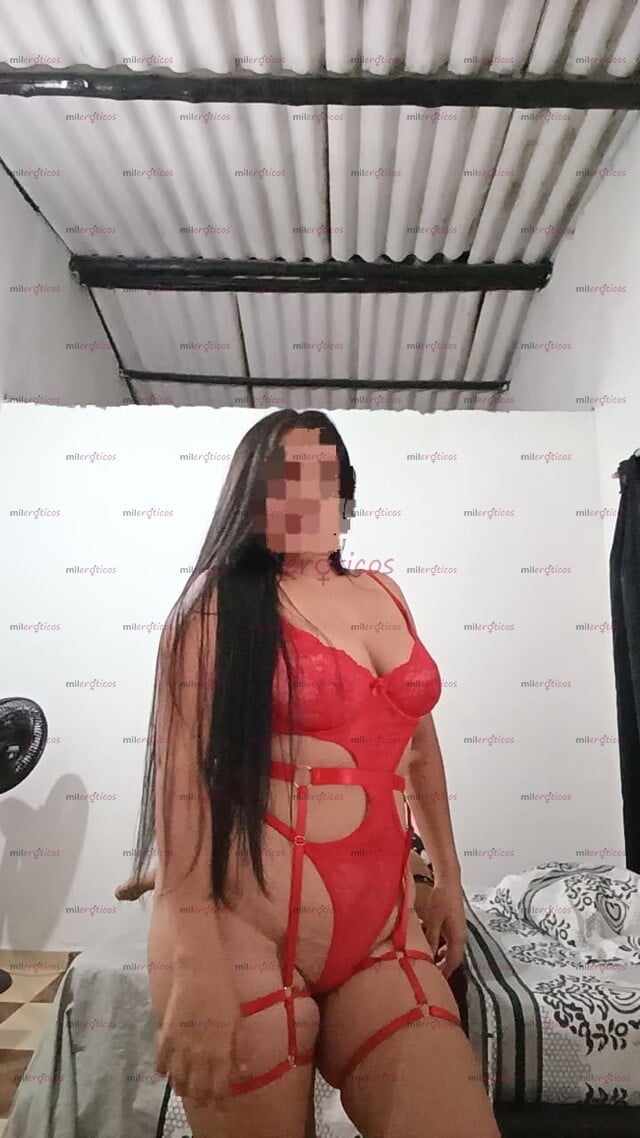 FOTOS DE ARRECHA FOGOSA MORENA CON GANAS DE BUEN SEXO FUERTE Y RICO PAPASITO