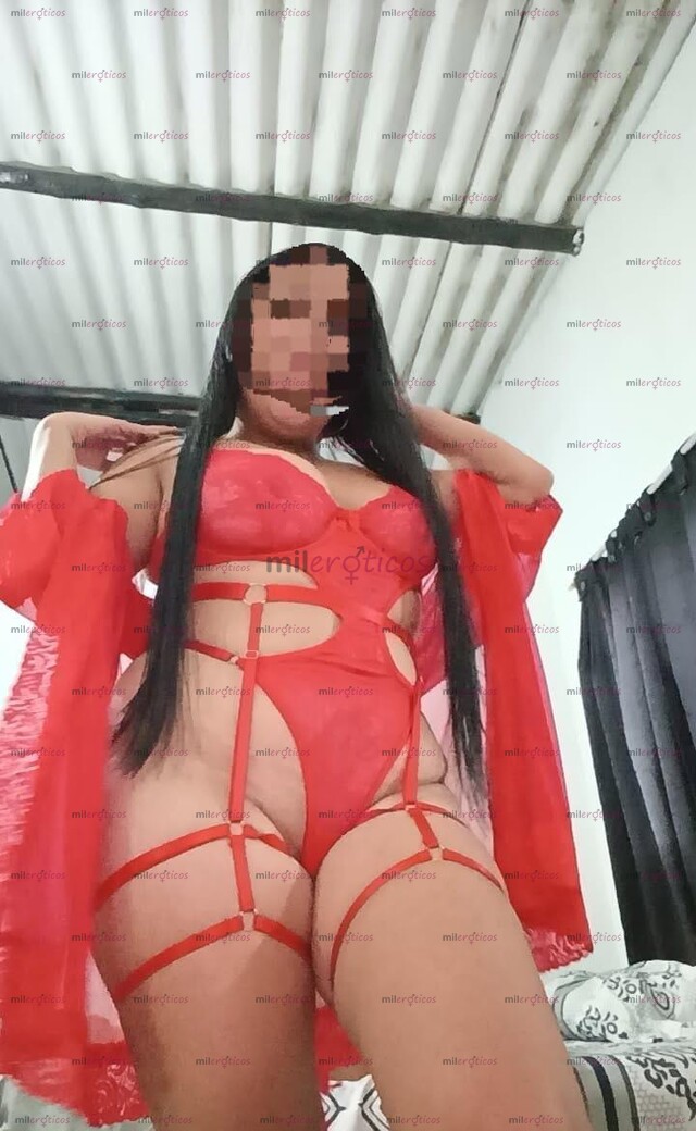 FOTOS DE DAYANA UNA ESPECTACULAR MORENA PELINEGRA DE 1.50 DISPUESTA A COMPLACERTE