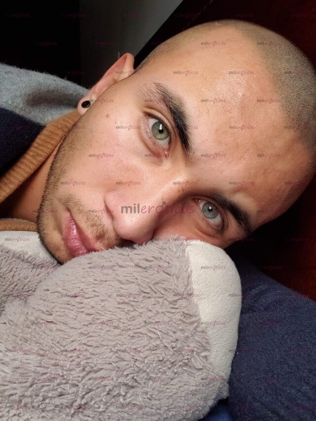 FOTOS DE CHICO ESCORT, 100% HETERO, LIMPIO, EXTROVERTIDO, DIVERTIDO.