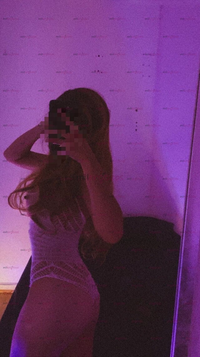 FOTOS DE DEYANIRA SÚPER PETIT CINTURITA DE ENCANTO!!MUY CALIENTE Y CARIÑOSA