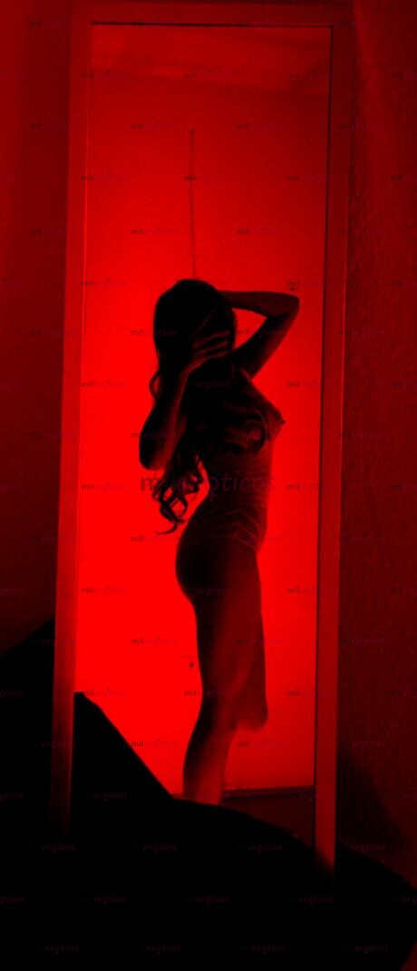 FOTOS DE DEYANIRA SÚPER PETIT CINTURITA DE ENCANTO!!MUY CALIENTE Y CARIÑOSA