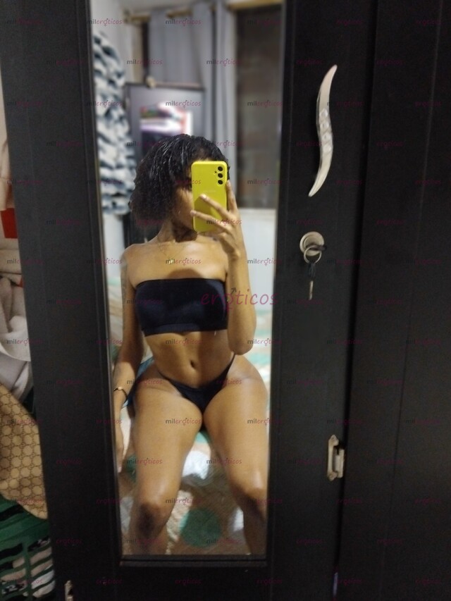 FOTOS DE HOLA SOY VALERIA UNA HERMOSA MORENA MUY CALIETE Y CON MUCHA LRCHE PARA TI SI QU