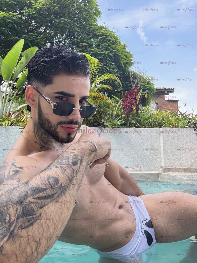 FOTOS DE CHICO COLOMBIANO EXCLUSIVO DISPUESTO A COMPLACERTE