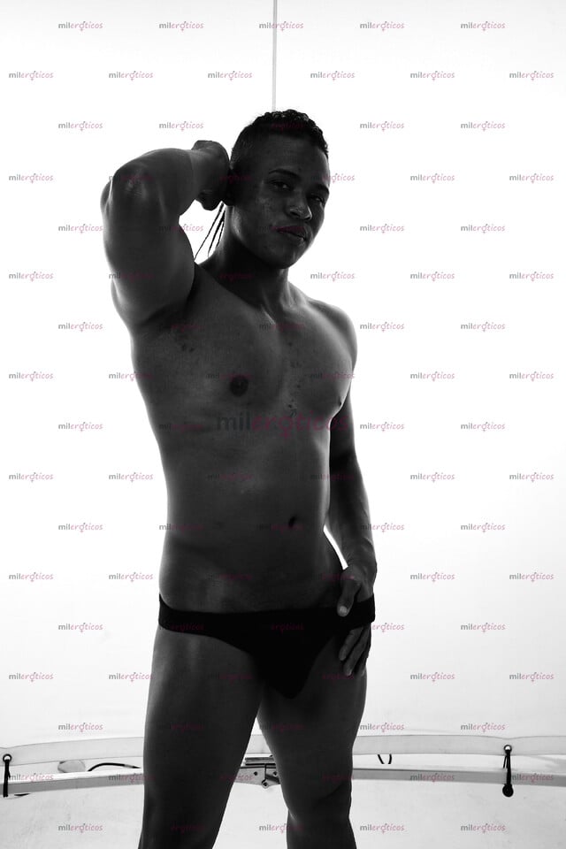FOTOS DE MIKE, SCORT ACTIVO 23 CM LISTO PARA COMPLACER TUS FANTASÍAS