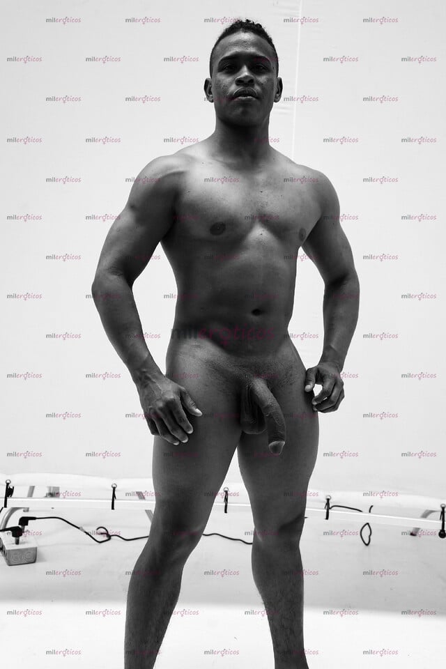 FOTOS DE MIKE, SCORT ACTIVO 23 CM LISTO PARA COMPLACER TUS FANTASÍAS