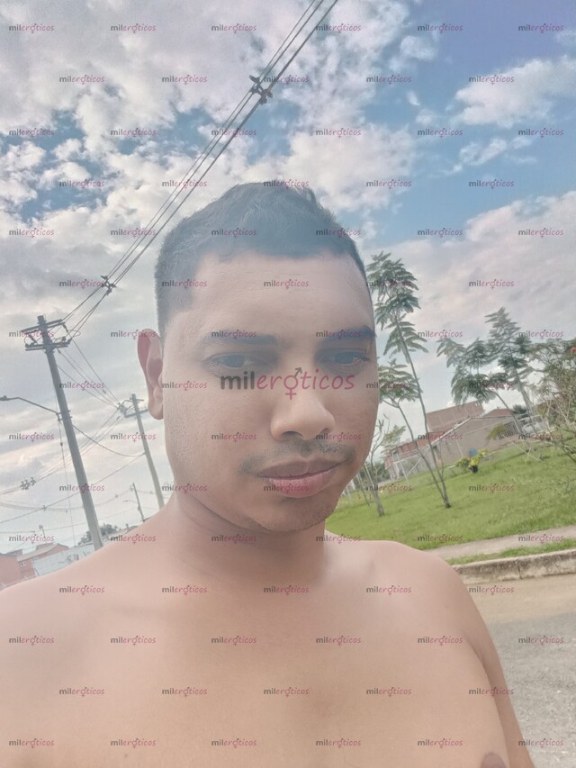 FOTOS DE MACHO ACTIVO COSTEÑO COMPLACIENTE VERGON