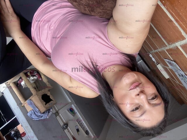 FOTOS DE CHICA DULCE Y CURVY NUEVA POR AQUÍ, CARITA TIERNA CURVAS QUE PROVOCAN