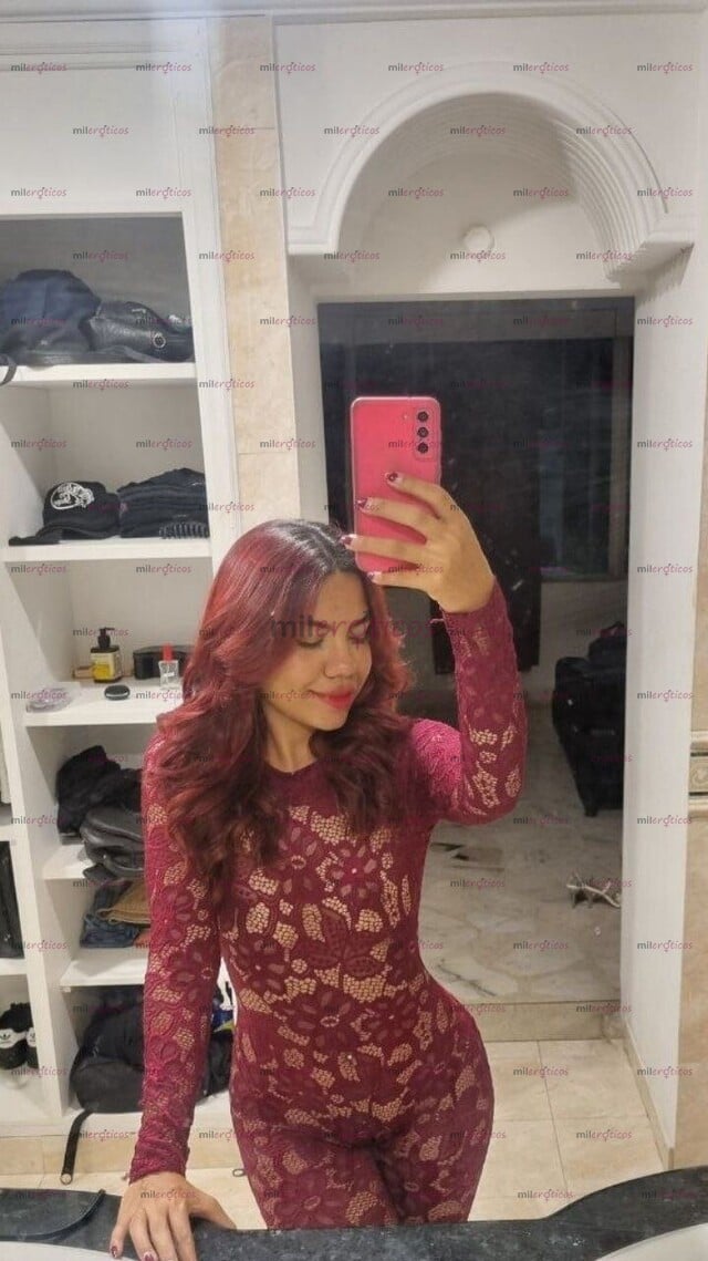 FOTOS DE SAMMY CHICA INSASIABLE CON GRANDES LABIOS PARA SACARTE TODA LA LECHE
