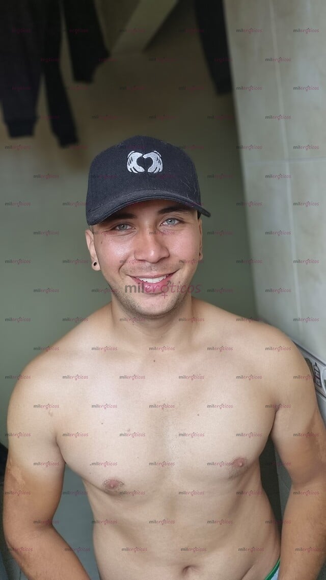 FOTOS DE CRISTIAN, ¿QUIERES UN MASAJE BIEN DELICIOSO?, ARRIÉSGATE, (SOLO CHICAS)