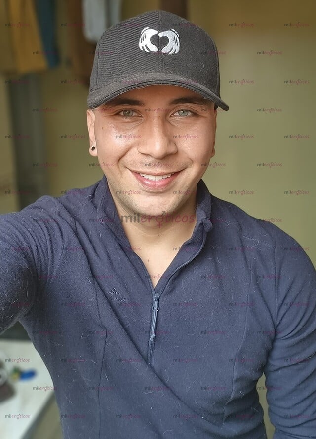 FOTOS DE CRISTIAN, ¿QUIERES UN MASAJE BIEN DELICIOSO?, ARRIÉSGATE, (SOLO CHICAS)