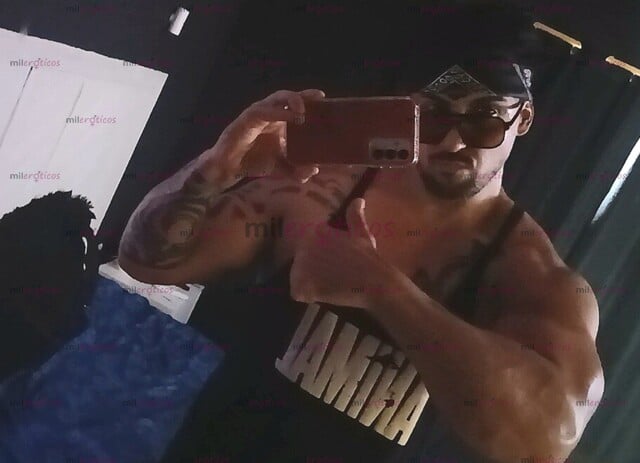 FOTOS DE SOY CUBANO BIEN CALIENTE Y 100 PORCIENTO VARONIL ESTOY AQUÍ PARA ROMPER TU CULI