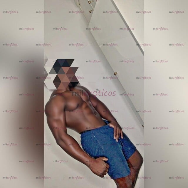 FOTOS DE NEGRO AFRICANO , VERGON LECHERO ATENCIÓN PARA GAY