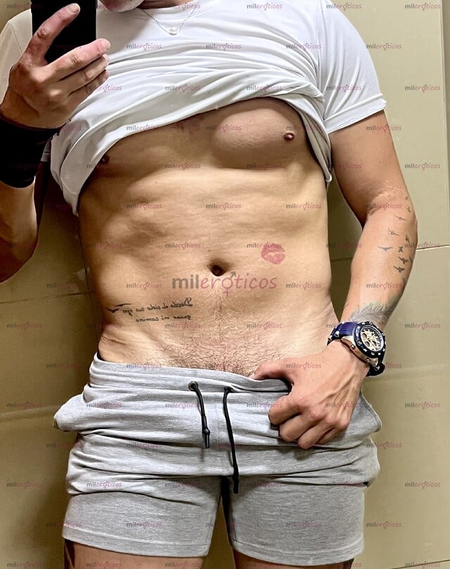 FOTOS DE PAISA ACTIVO CLAVADOR ( JOVEN APUESTO UNIVERSITARIO DISPONIBLE)