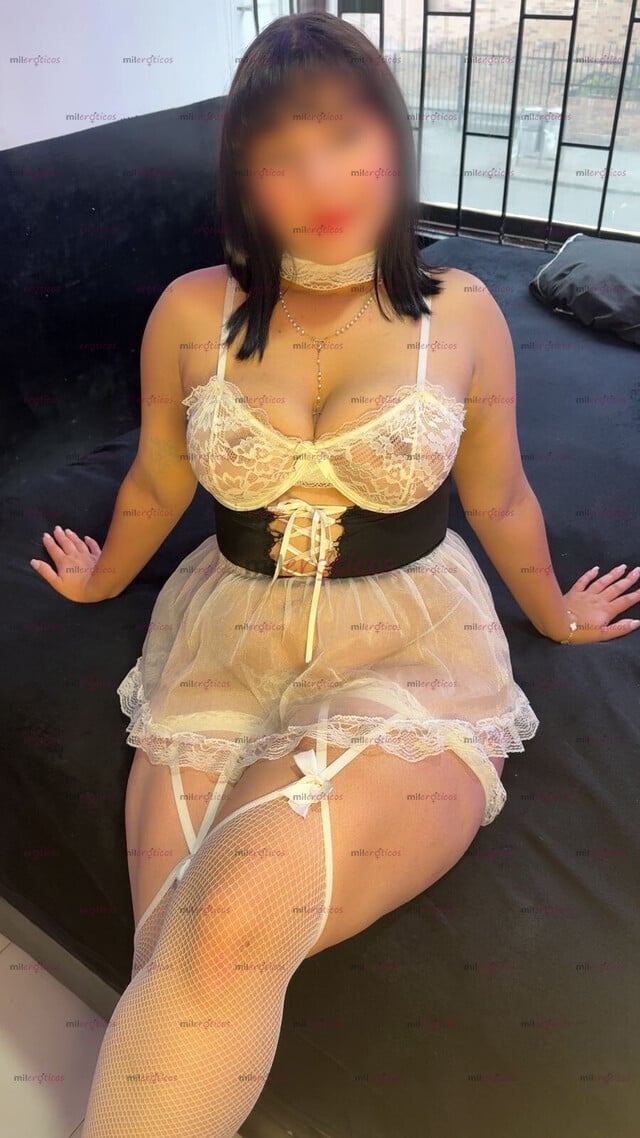 FOTOS DE HOLA AMOR SOY CATALINA UNA JOVENCITA QUE CAUTIVA CON SU MIRADA Y MOVIMIENTOS