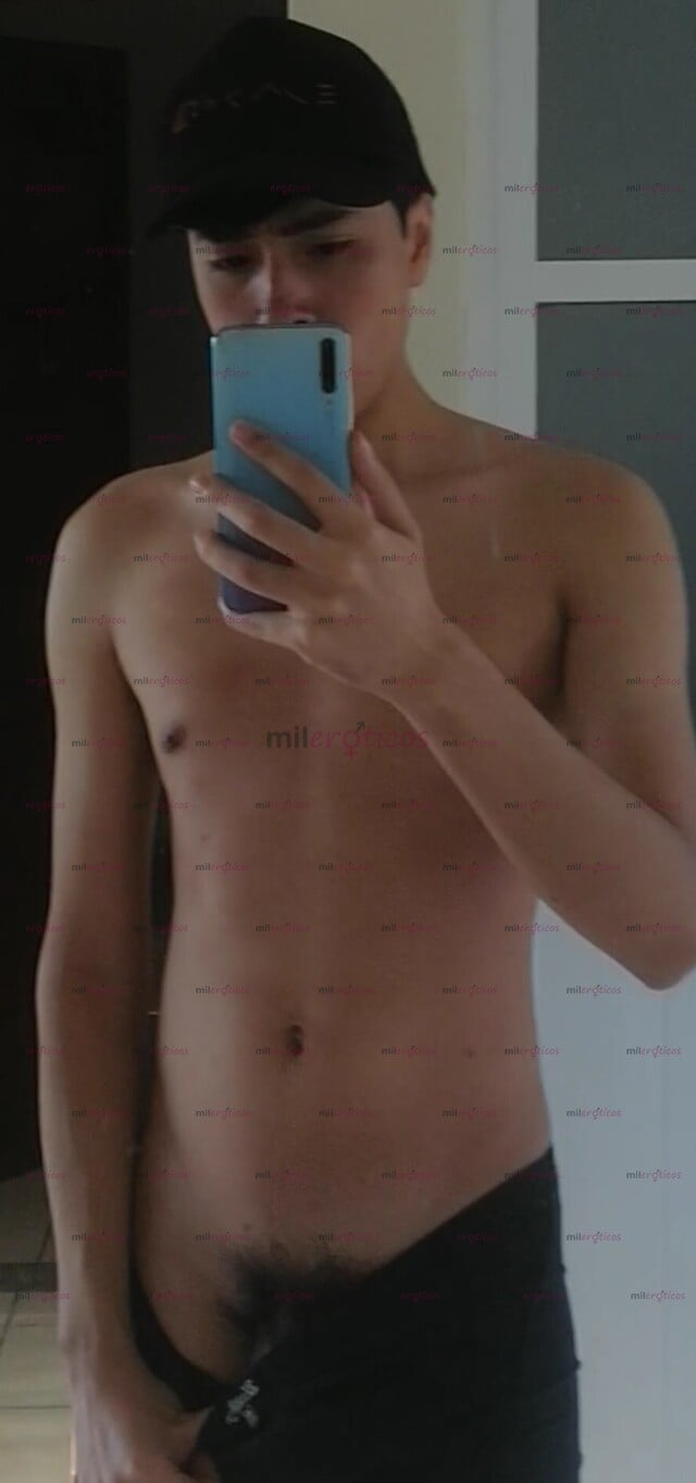 FOTOS DE AQUÍ JOVENCITO TWINK JUGUETÓN Y LISTO PARA CONSENTIRTE.