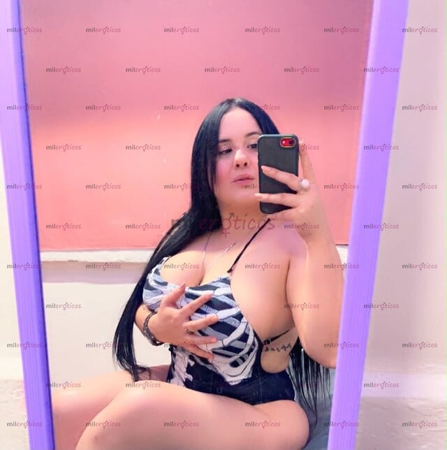 FOTOS DE BLANQUITA, TETONA TODO ROSITA ME MOJO A CHORROS Y TENGO LUGAR CON CAMA, ANAL DUR
