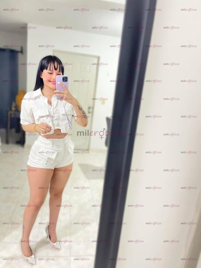 FOTOS DE BÉSAME, ÚSAME, TÓMAME, HAZME TUYA SOY ANDREA JOVEN HERMOSA